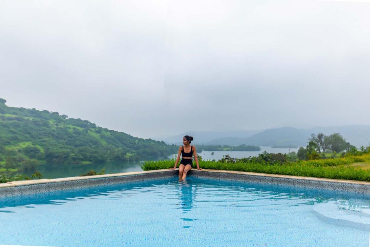 Stayvista'S Shivom Villa 12 - A Serene Escape With Views Of The Valley And Lake ロナバラ エクステリア 写真